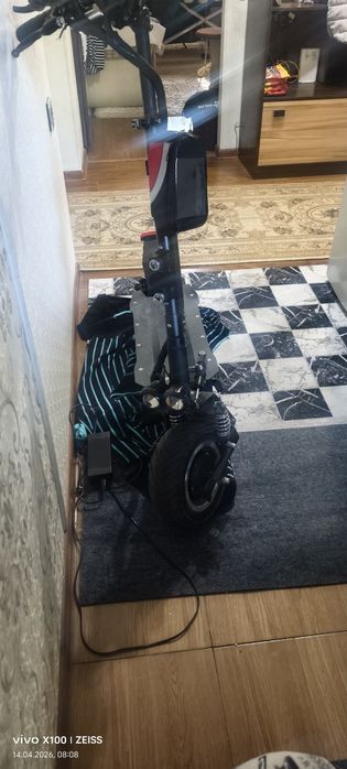 Электросамокат Genezis