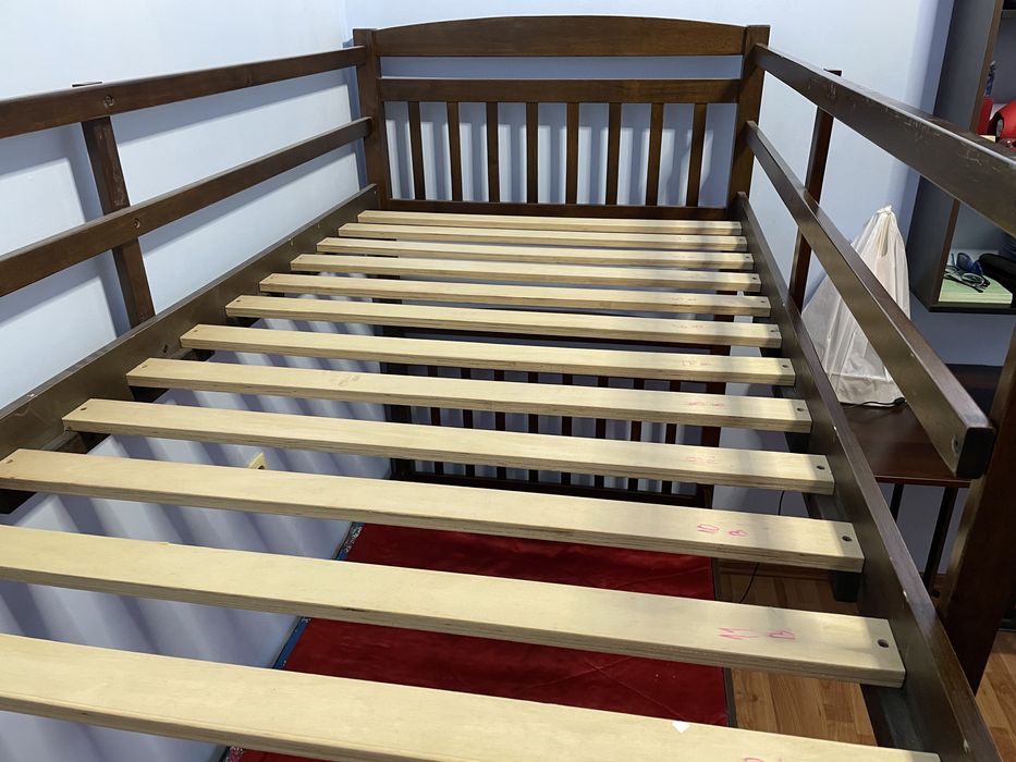 Продам двухярусный кровать