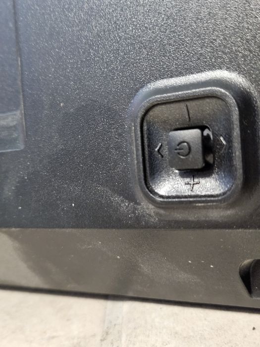 Samsung DC40E  40-инчов професионален дисплей.