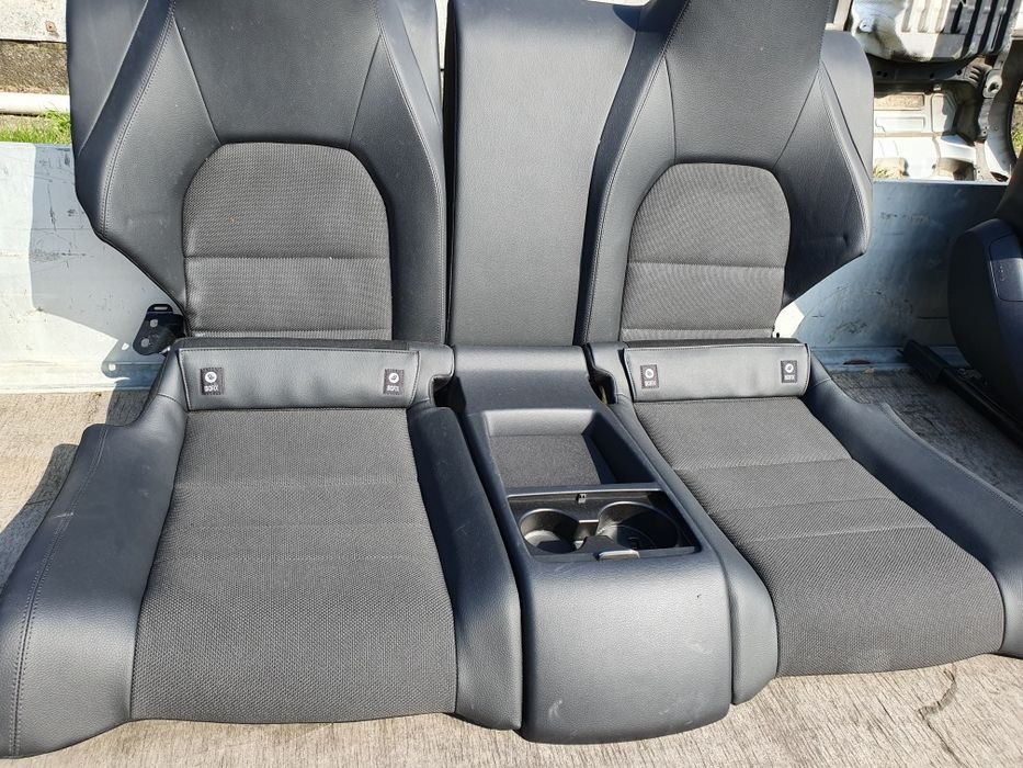 Bancheta , fete usi  Mercedes W204/W205 coupe