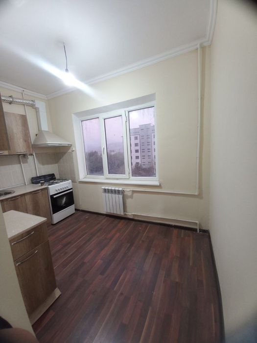 Срочно срочно 1 хонали квартира сотилади