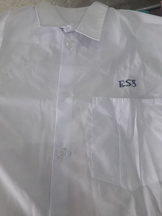 Ақ көйлек жұмысқа