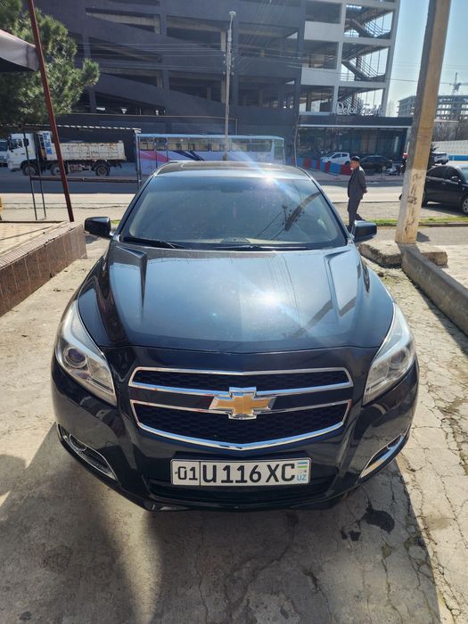 Malibu 2012 yil 3 poz