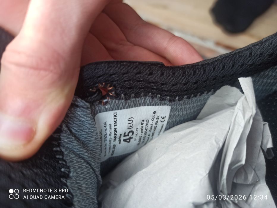 Papuci tactici Vibram mărimea 45