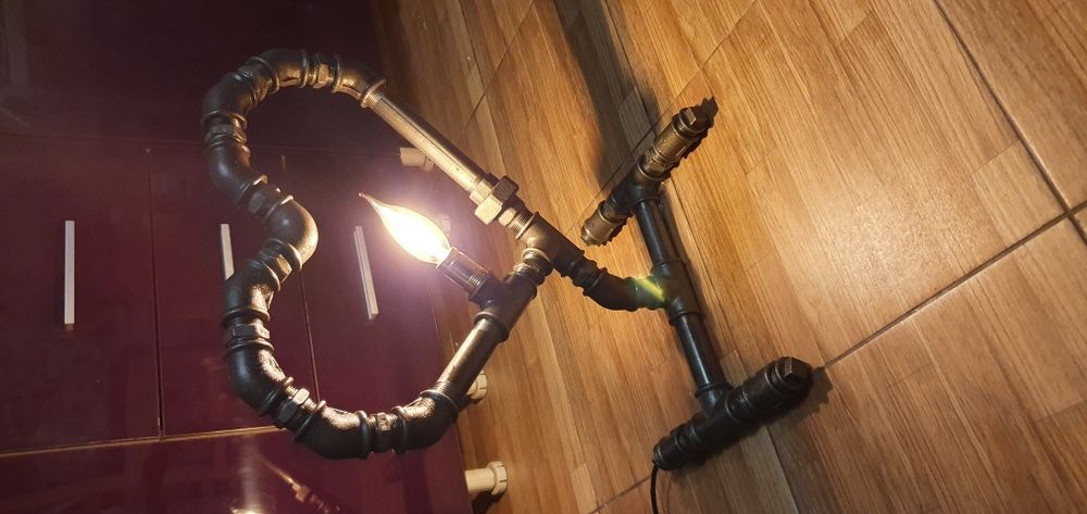 Lampa handmade in stil industrial - cadou inedit