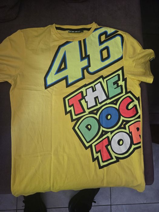 -мъжки дрехи-екипировка за мотор. Valentino Rossi