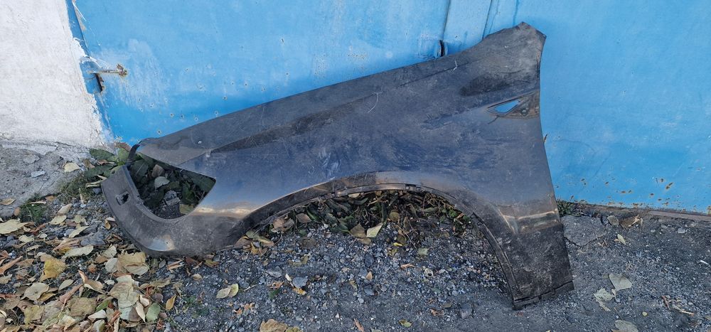 Переднее левое крыло БМВ Х6