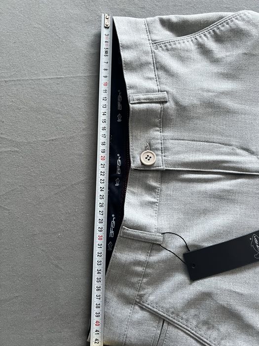 Pantalon elegant nou cu eticheta gri barbat ! Marimea 42!