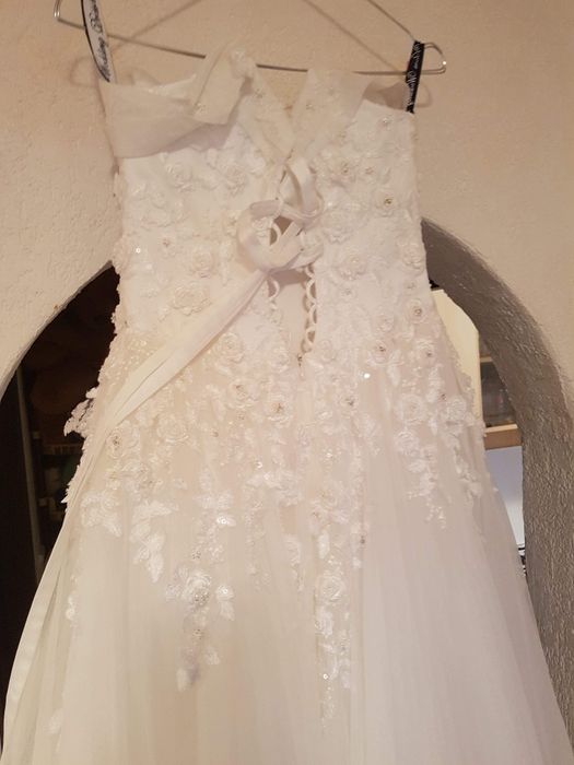 Vand rochie de mireasă