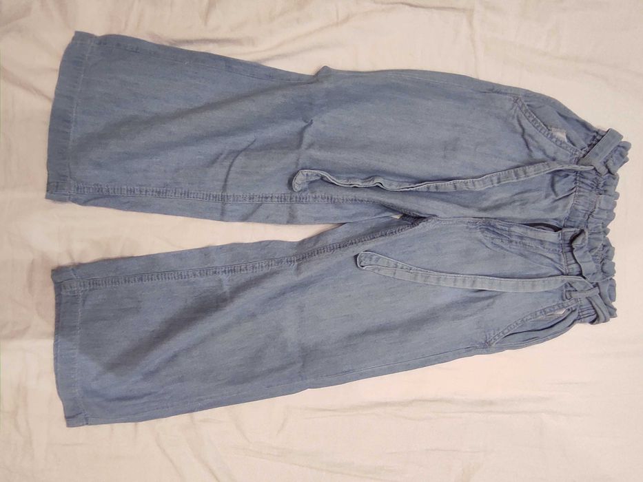 Дънки и панталони за момиче