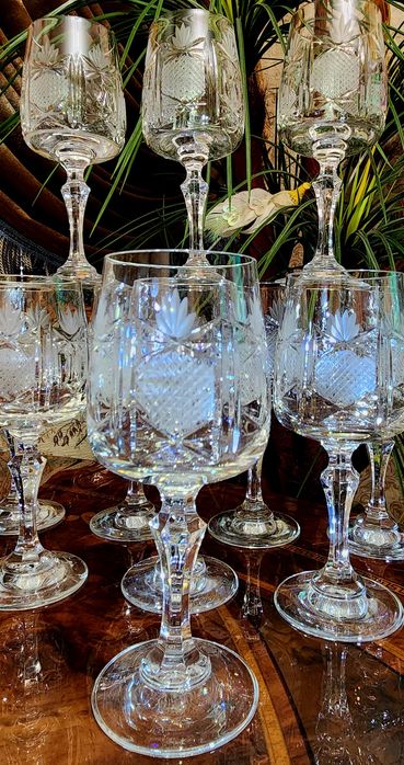 Хрусталь. Шикарные фужеры "Ананас" 12 шт. Югославия. Дёшево !