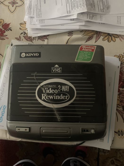 Derulator casete video KINYO