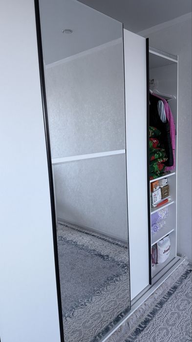 Шкаф купе продается