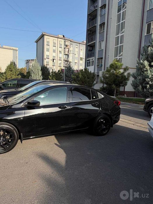 Onix premier 2 plus 6-pozitsya SOTILADI