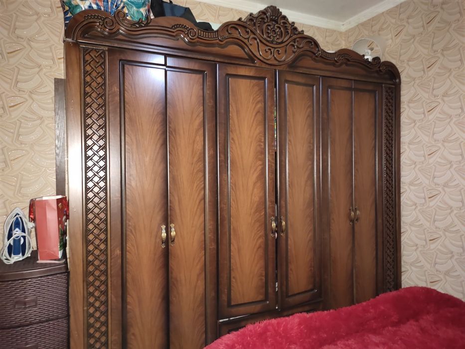 Мебель сотилади холати яхши б/у нархи яна келишилади