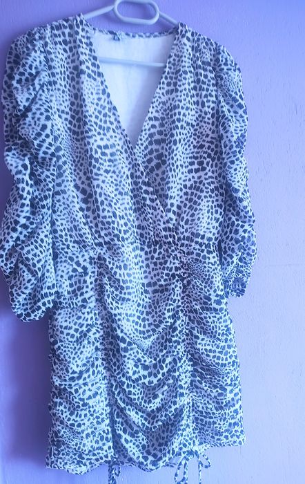 Нова рокля без етикет