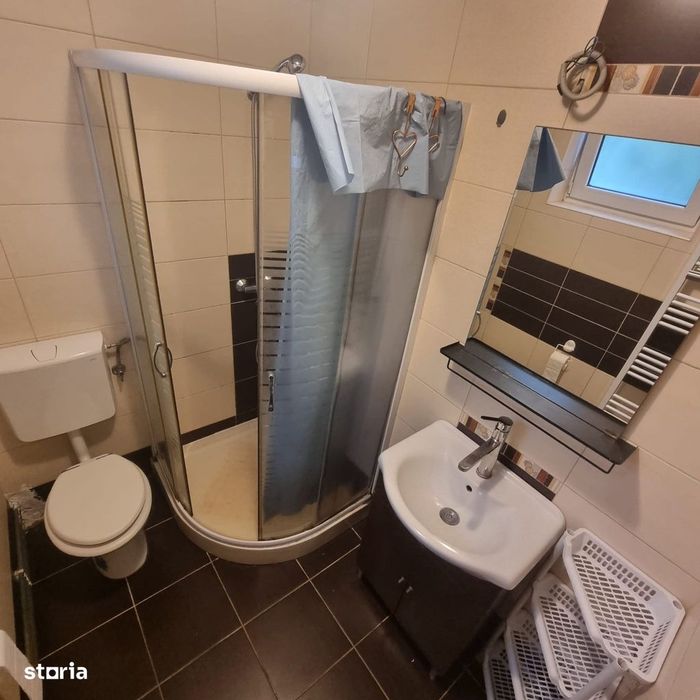 3 camere, semidecomandat, 50 mp , cartier Gheorgheni, zona C.Brancusi