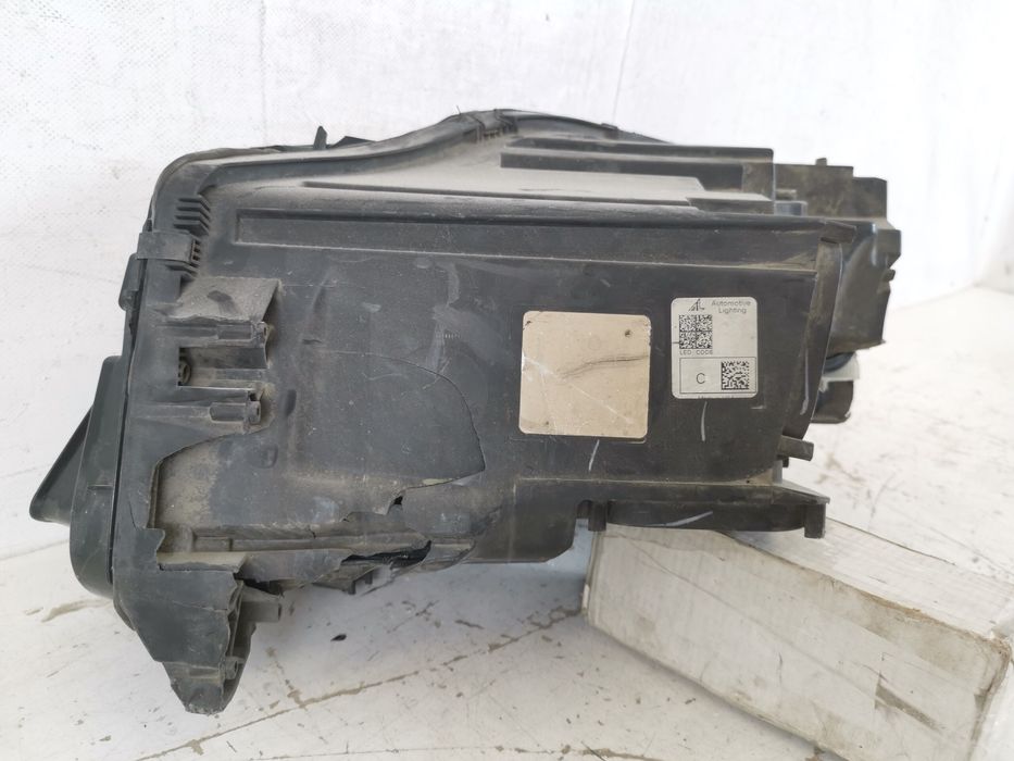 Фар Дясно Пълен Лед ГЛЕ Мерцедес-Бенц М-Клас W166 [ - ] Оригинален Ава