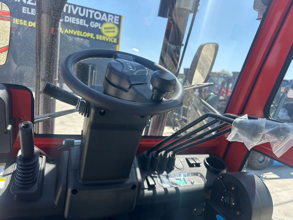 Motostivuitor Heli Drumuri Grele 3.5 To Stivuitor Toyota Hangha