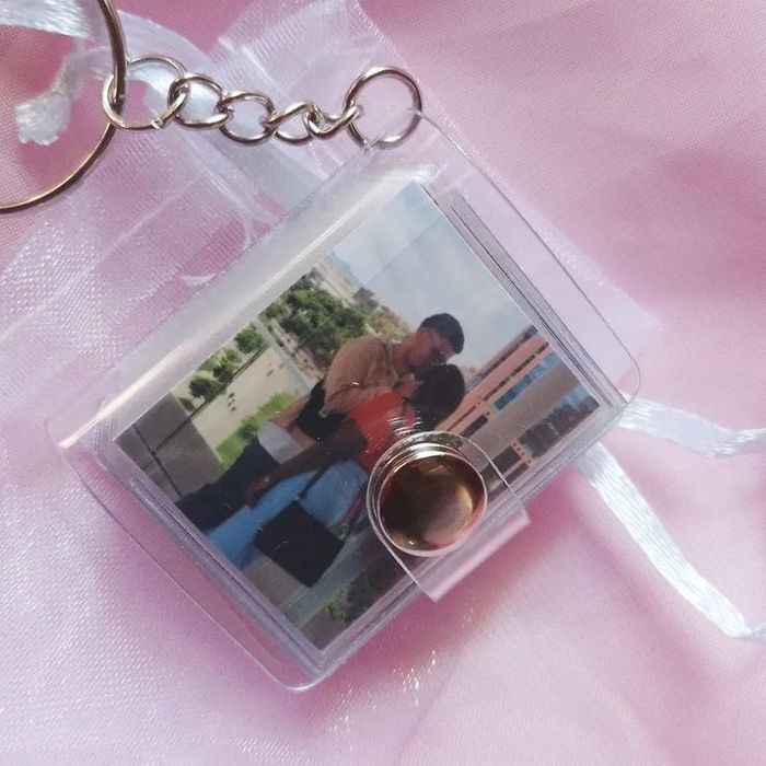 Breloc mini-album foto – amintiri mereu cu tine !