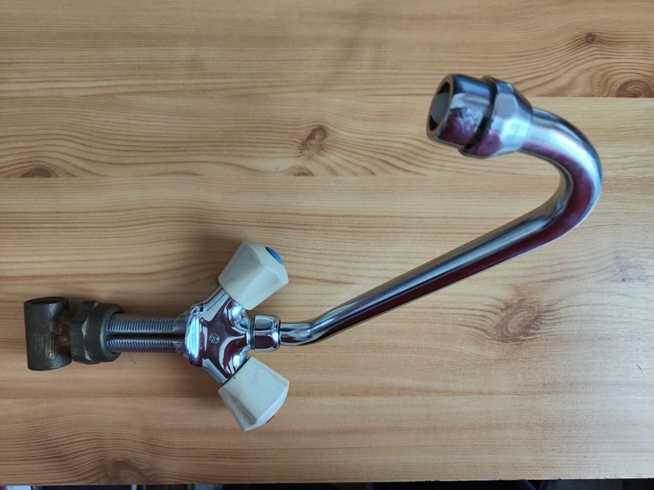 Baterii sanitare baie-bucatarie