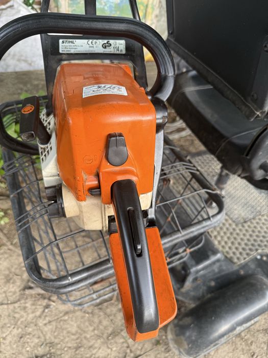 Продавам Stihl MS 250