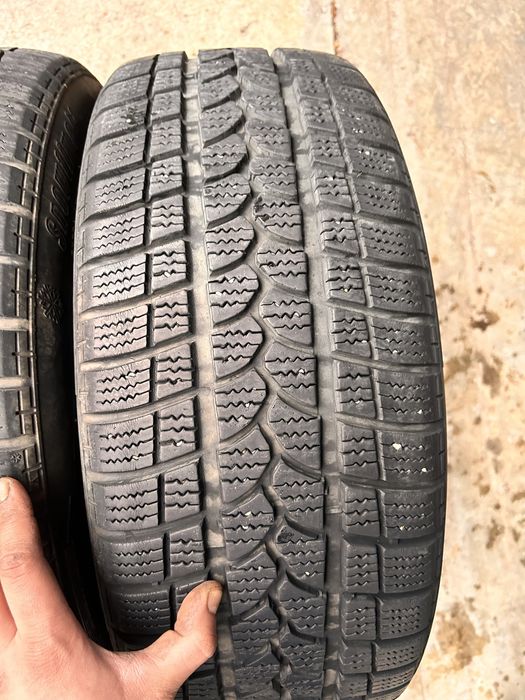2бр 225/45/18 Riken