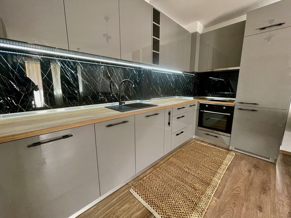 Дава се под наем Двустаен апартамент в Русе, Център - 62 кв.м за 453.9 € - Снимка #13