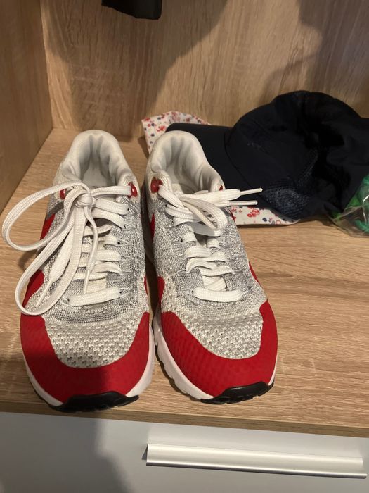 Маратонки Nike 36