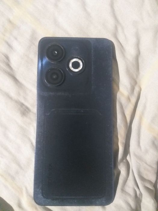 Infinix smart 8  .