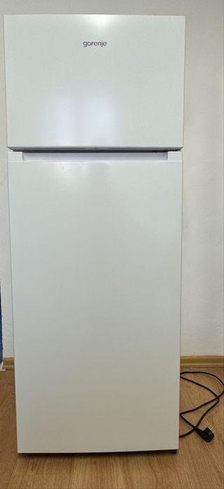 Frigider aproape nou, preț negociabil, stare bună