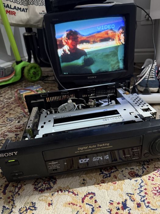 Видеомагнитофон Sony SLV-E170EE (VHS) +100-кассет