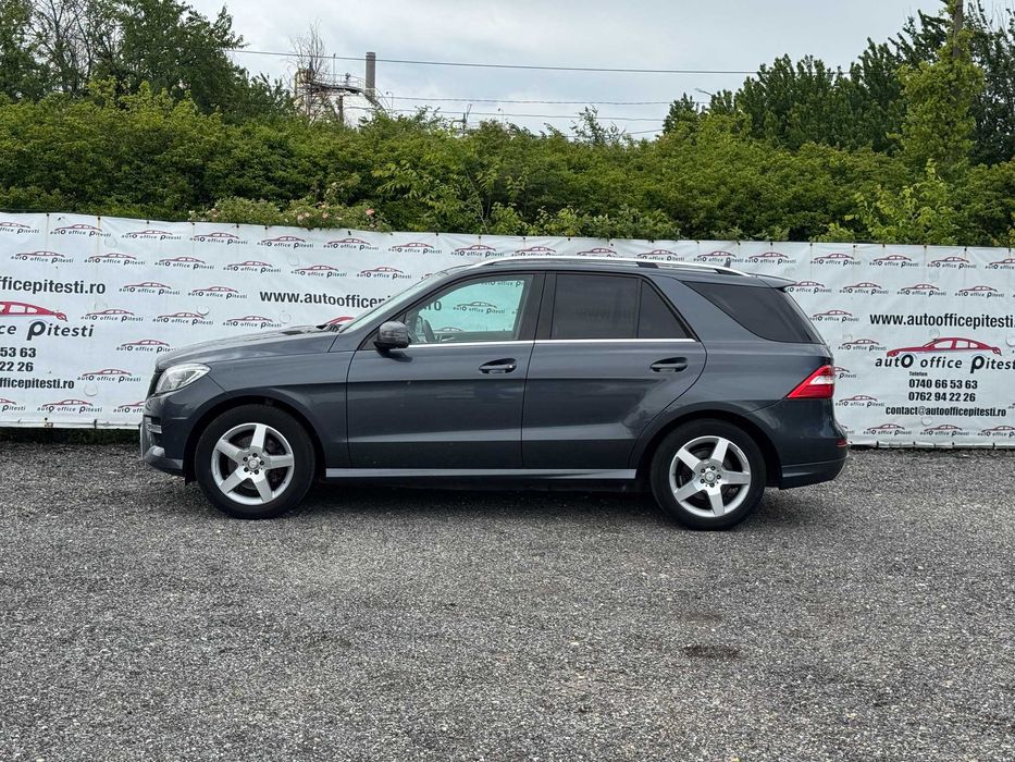 Mercedes ML350  Bluetec 4Matic interior piele GRI