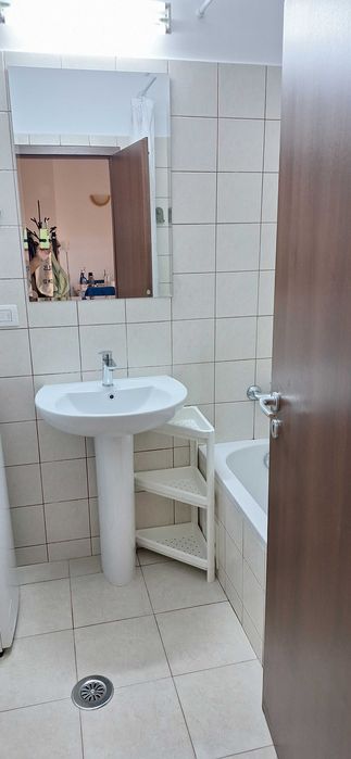 Excelenta ocazie, M. Eminescu aproape de Piata Romana, paza asigurata,  terasa privata, bloc nou, proaspat renovat