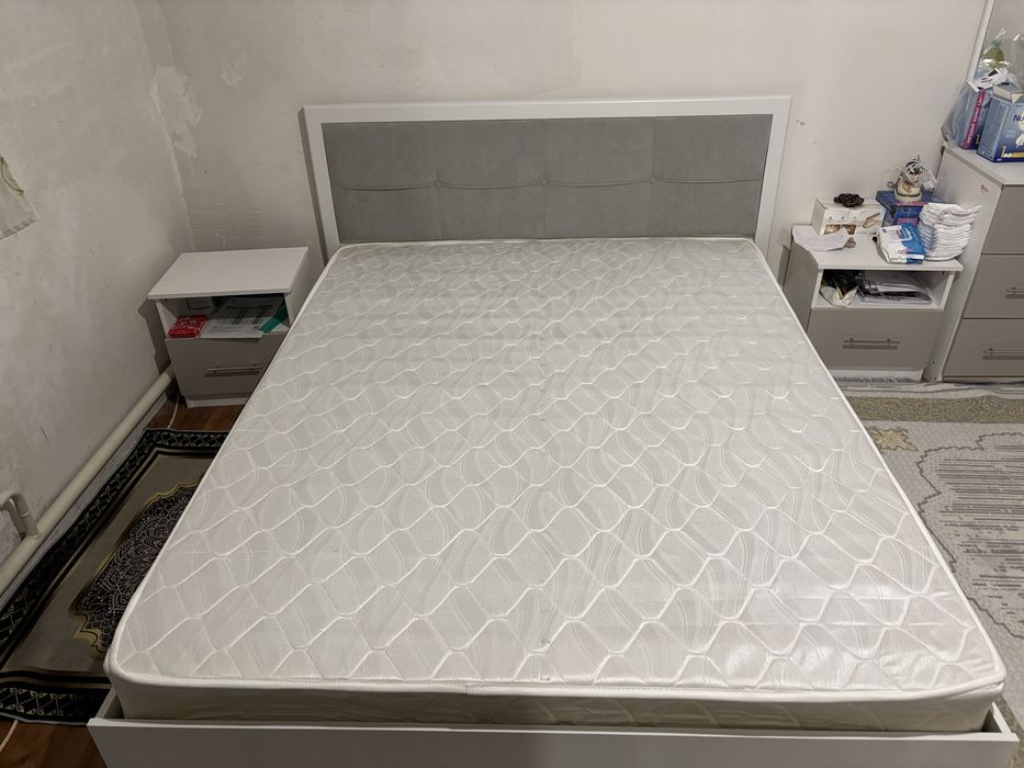 Спальный гарнитур т