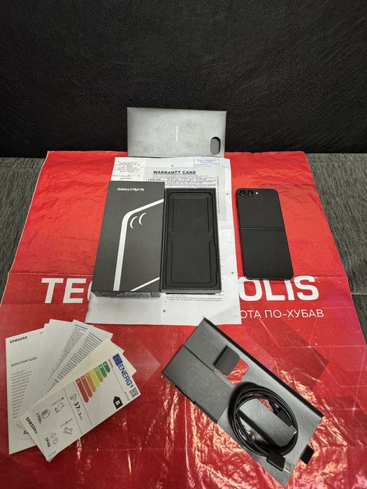 512GB Samsung Z Flip 7 FE Technopolis Гаранция 2028г. Black