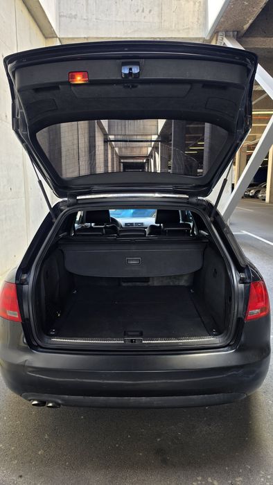 Продава се Audi A4 B7 S line 2.0 TDI