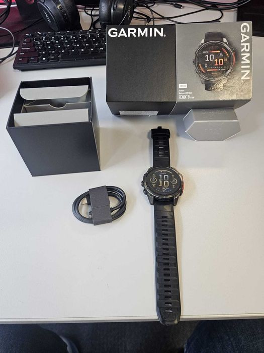 Smartwatch Garmin Fenix 8, 47mm, Ecran AMOLED, Ca Nou / Garanție