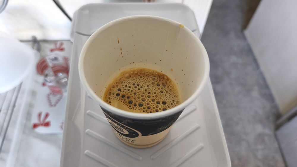 Продавам почти нова кафе машина с гаранция