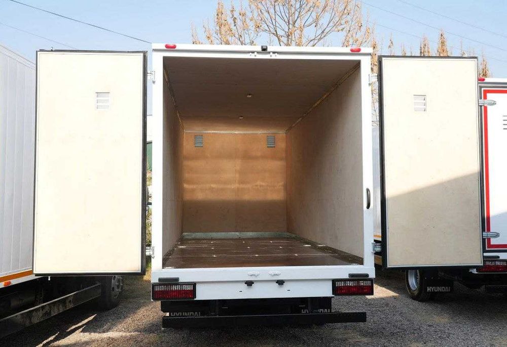 Фургон Метал бортли Хундай (FURGON) сотилади. бошига 178 мил