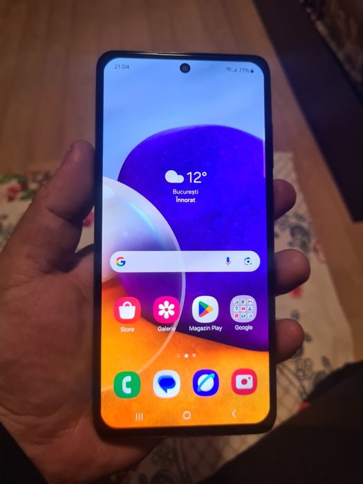 Vând samsung galaxy A72 în stare impecabila ca nou