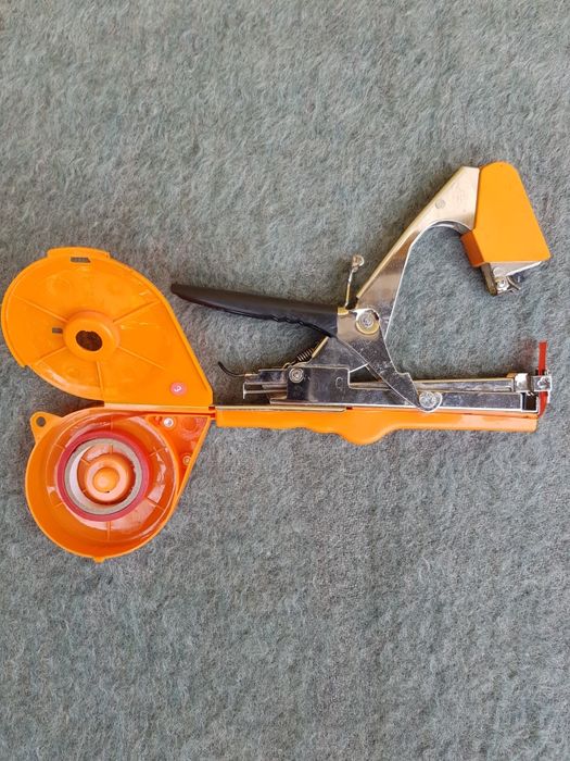 Aparat pt. legat vie și legume