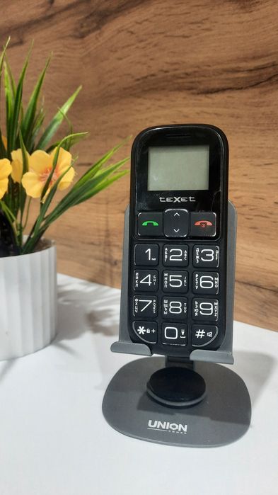Продам рабочий простой телефон(бабушкафон)