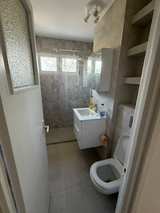 Inchiriez apartament cu 2 camere