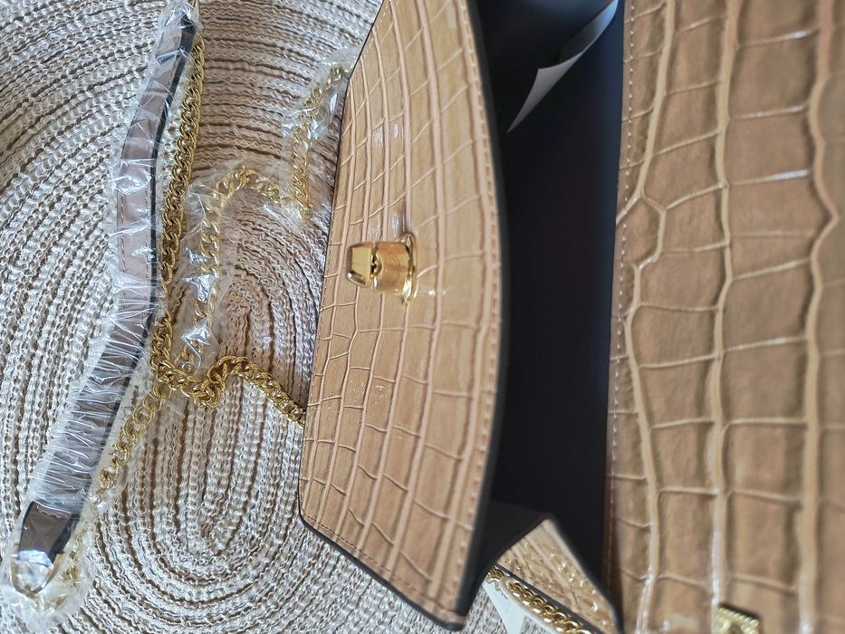 Poșetă Seidenfelt Manufaktur – Tuuli Small Crossbody în nuanța Sand/Gold.