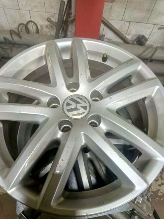 Продам диск на запаску R16 5/112