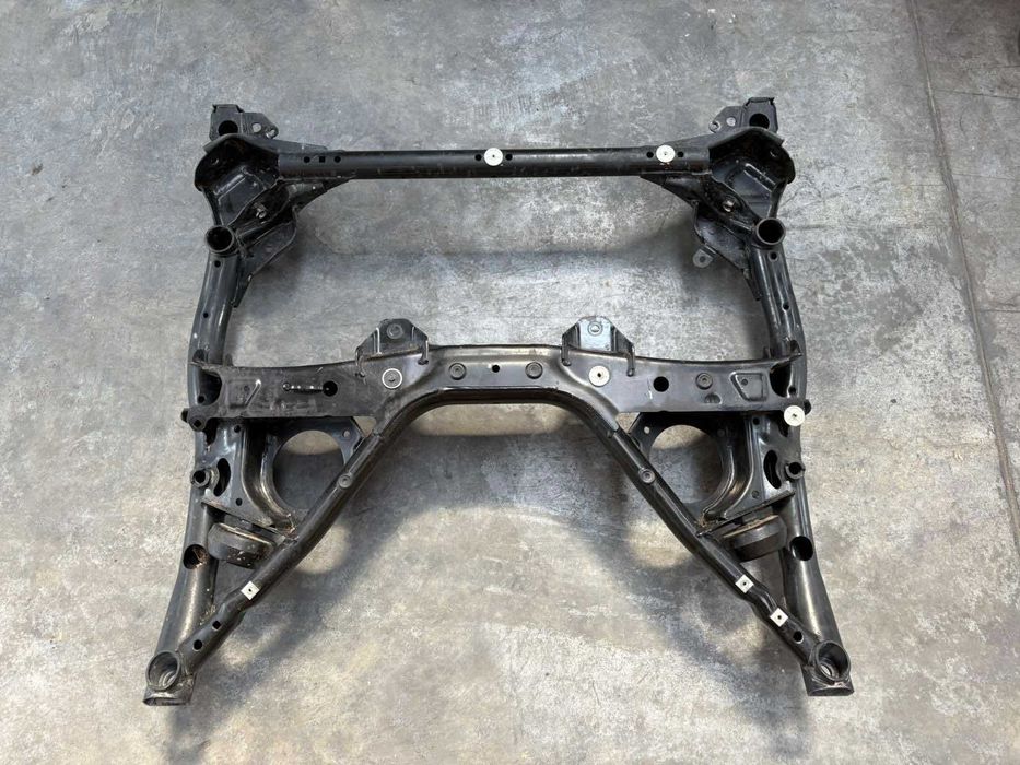 Преден мост БМВ Ф20 Ф21 Ф22 Ф23 Ф30 Ф31 Ф34 на задно