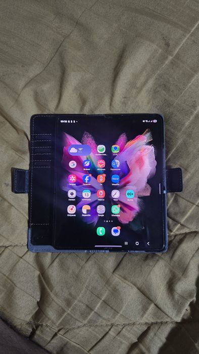 Samsung z fold 3