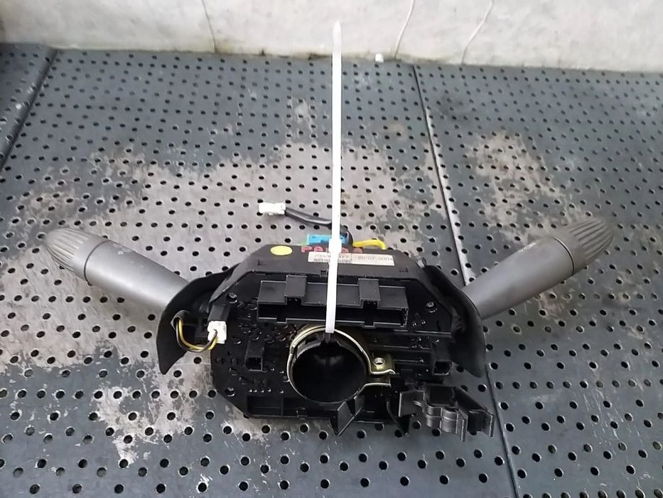 Bloc manete semnalizare stergator parbriz fiat panda 169 735360977