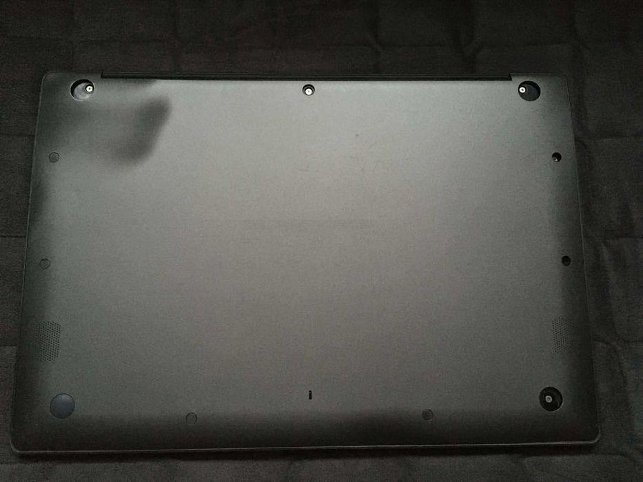 LG Gram 17 inch, intel i7 1065G7, 16Gb RAM 1 x 1Tb SSD